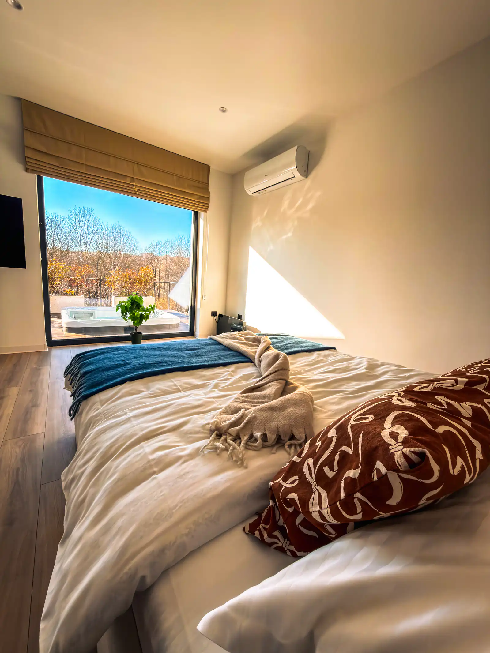 Tiny Neo – imagine 1