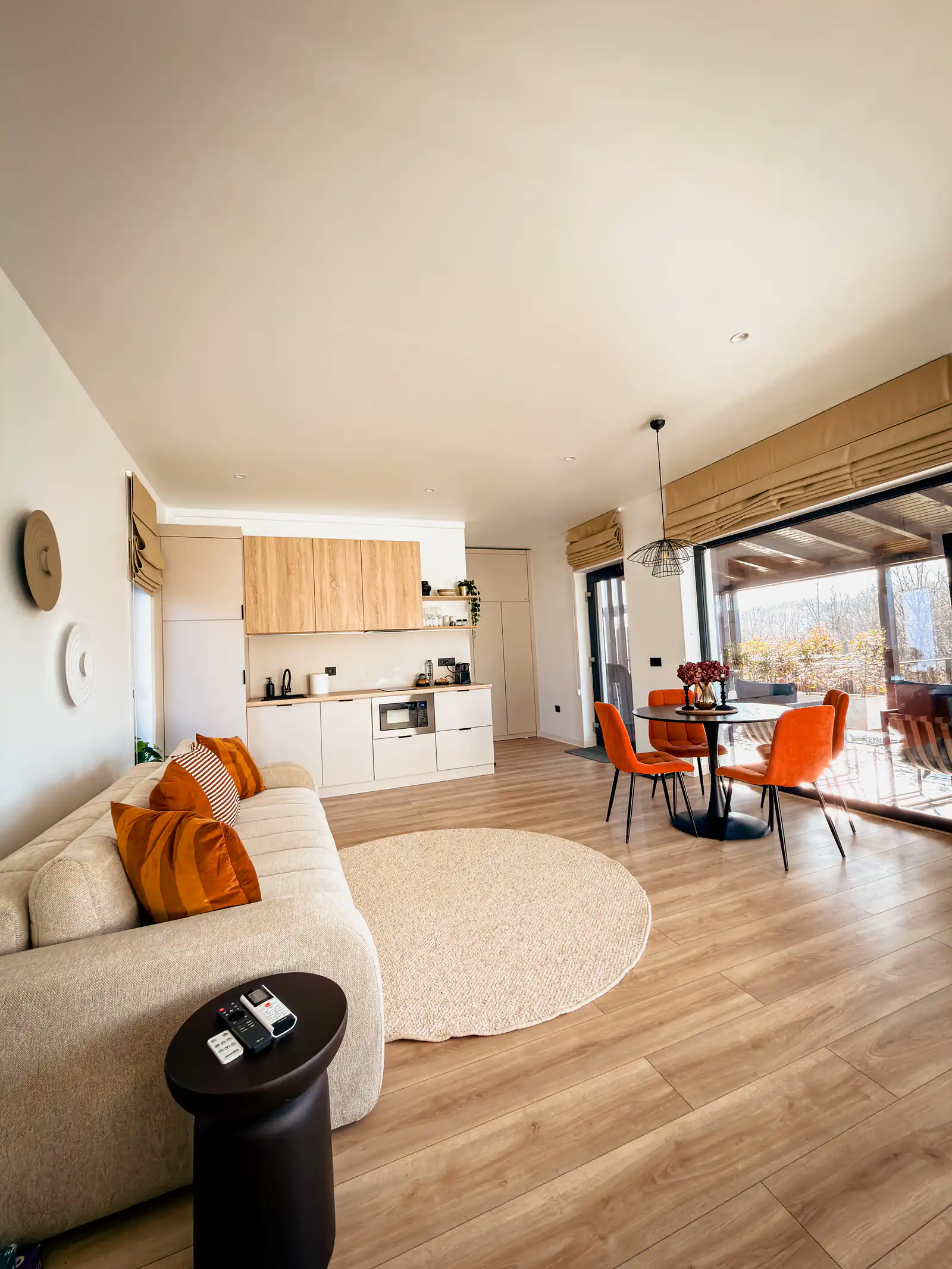 Tiny Neo – imagine 15