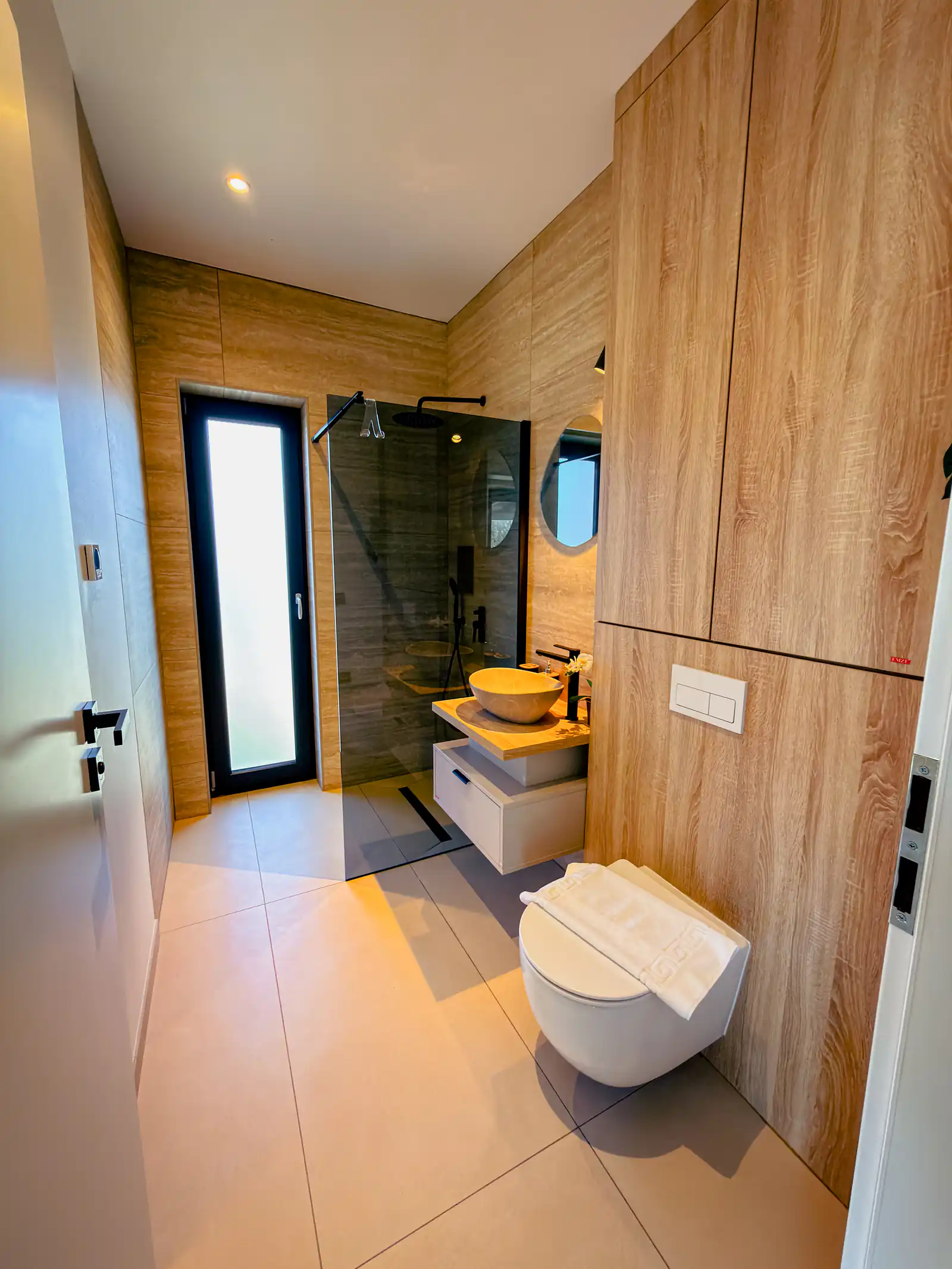 Tiny Neo – imagine 22