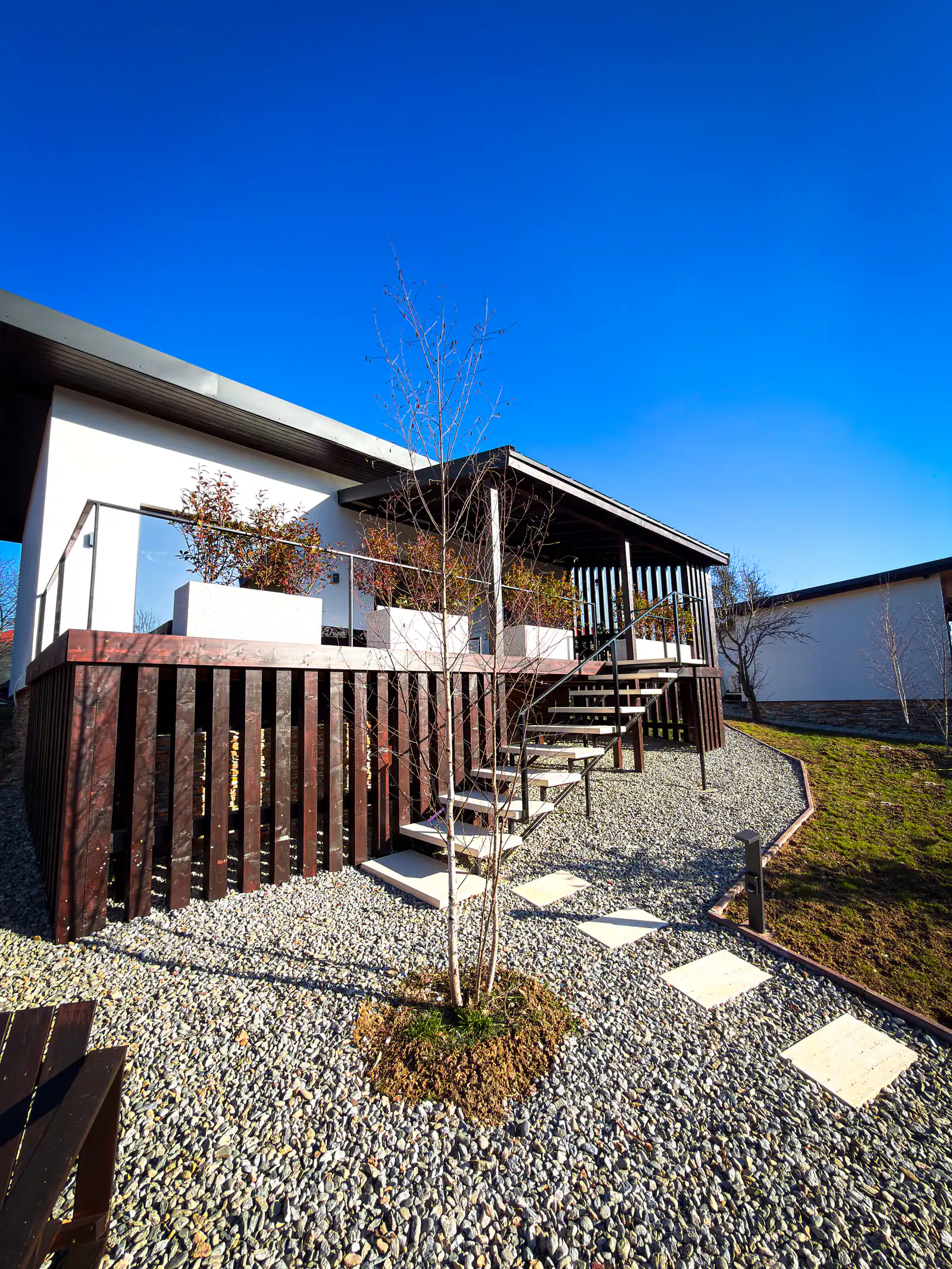 Tiny Neo – imagine 26